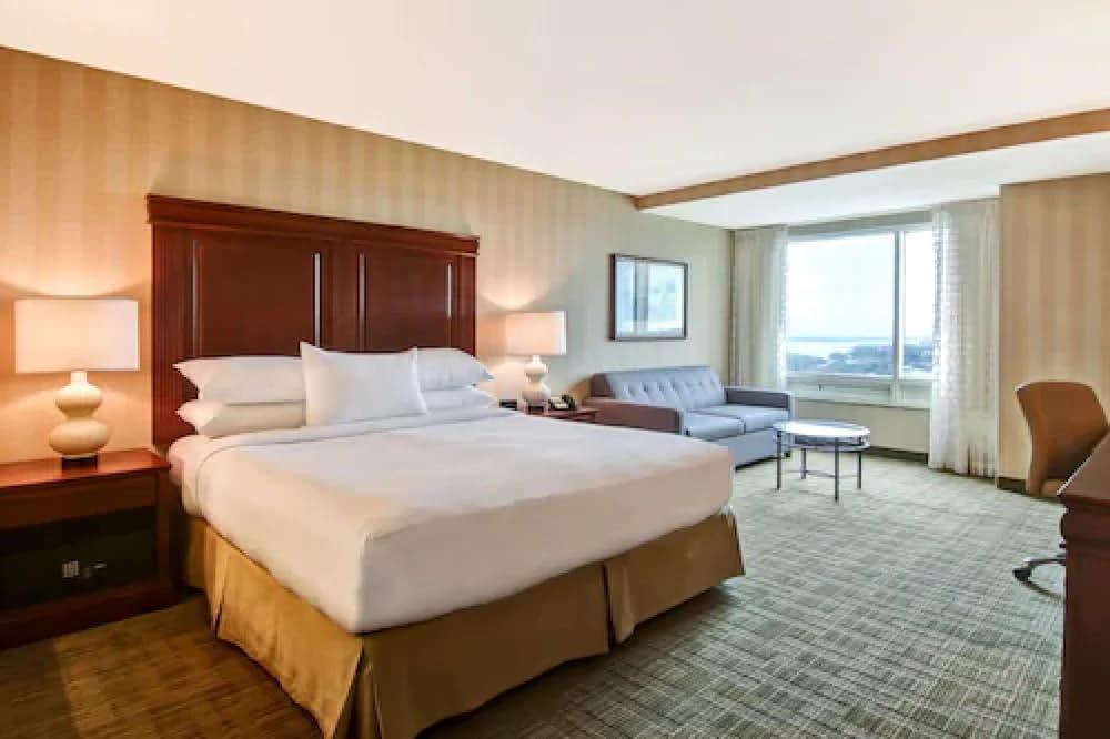 Doubletree Fallsview & By Hilton - 4*