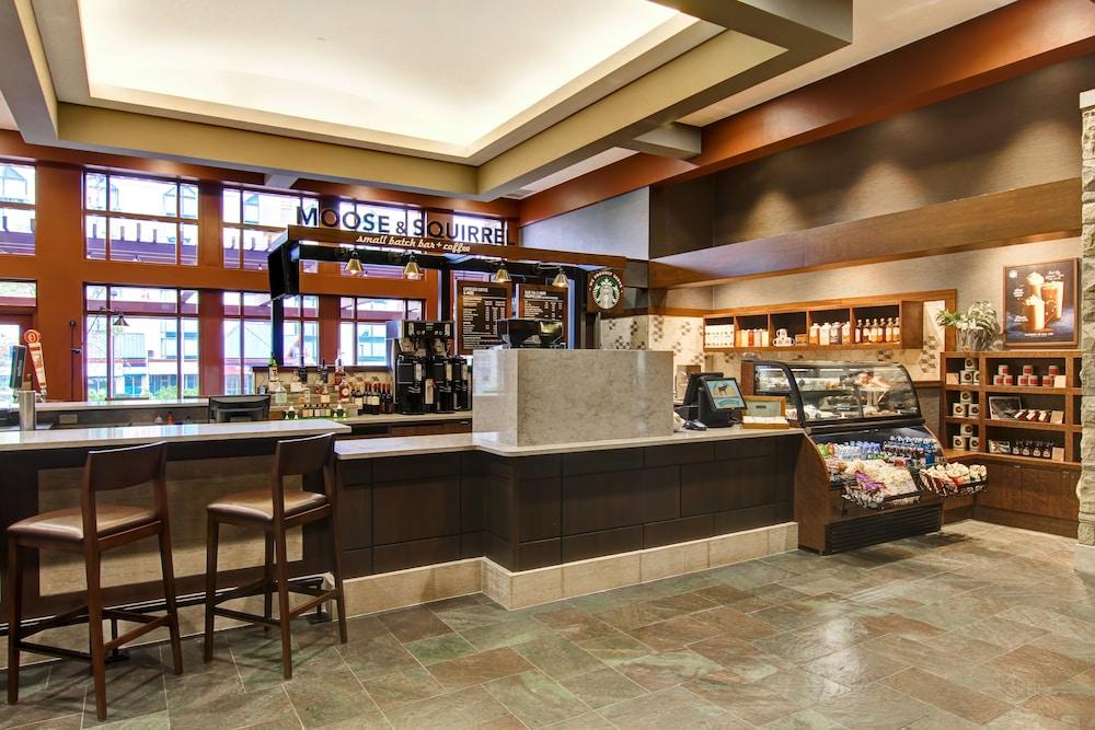 Doubletree Fallsview & By Hilton - Resort Niagara Falls