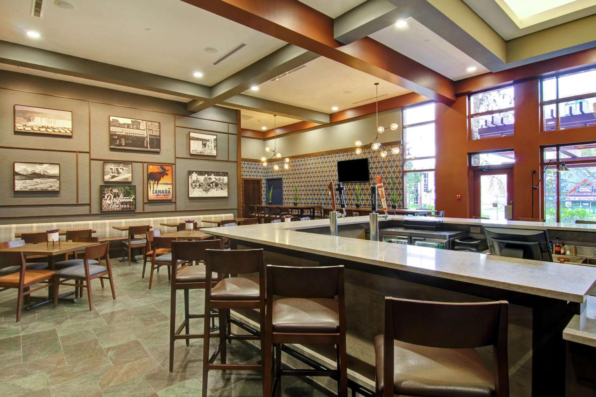 Doubletree Fallsview & By Hilton - Niagara Falls