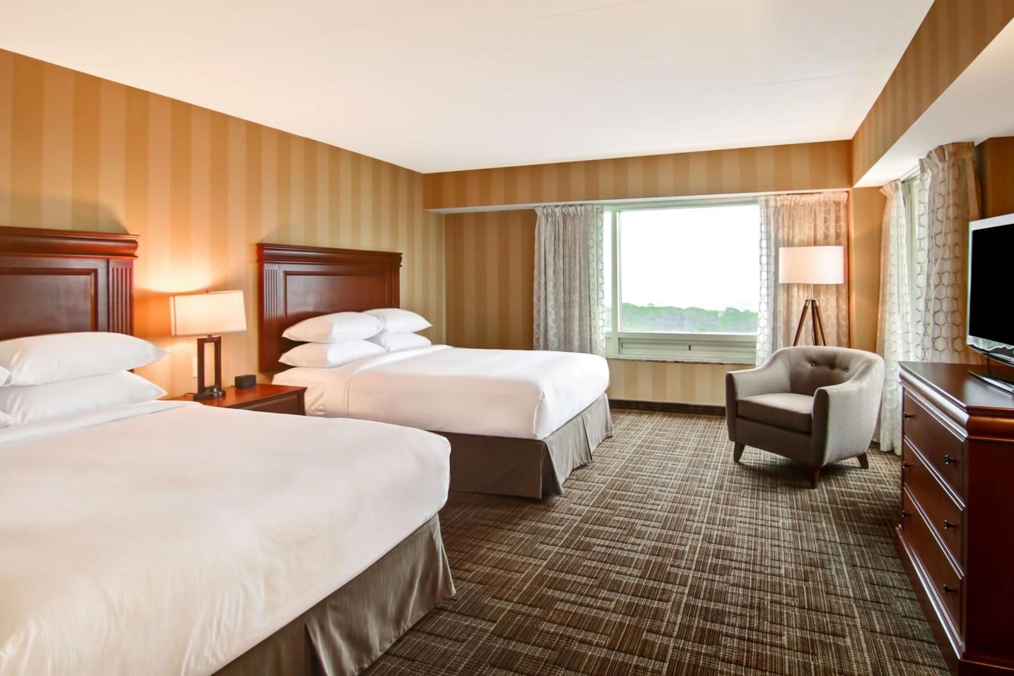 Doubletree Fallsview & By Hilton - Resort 4*