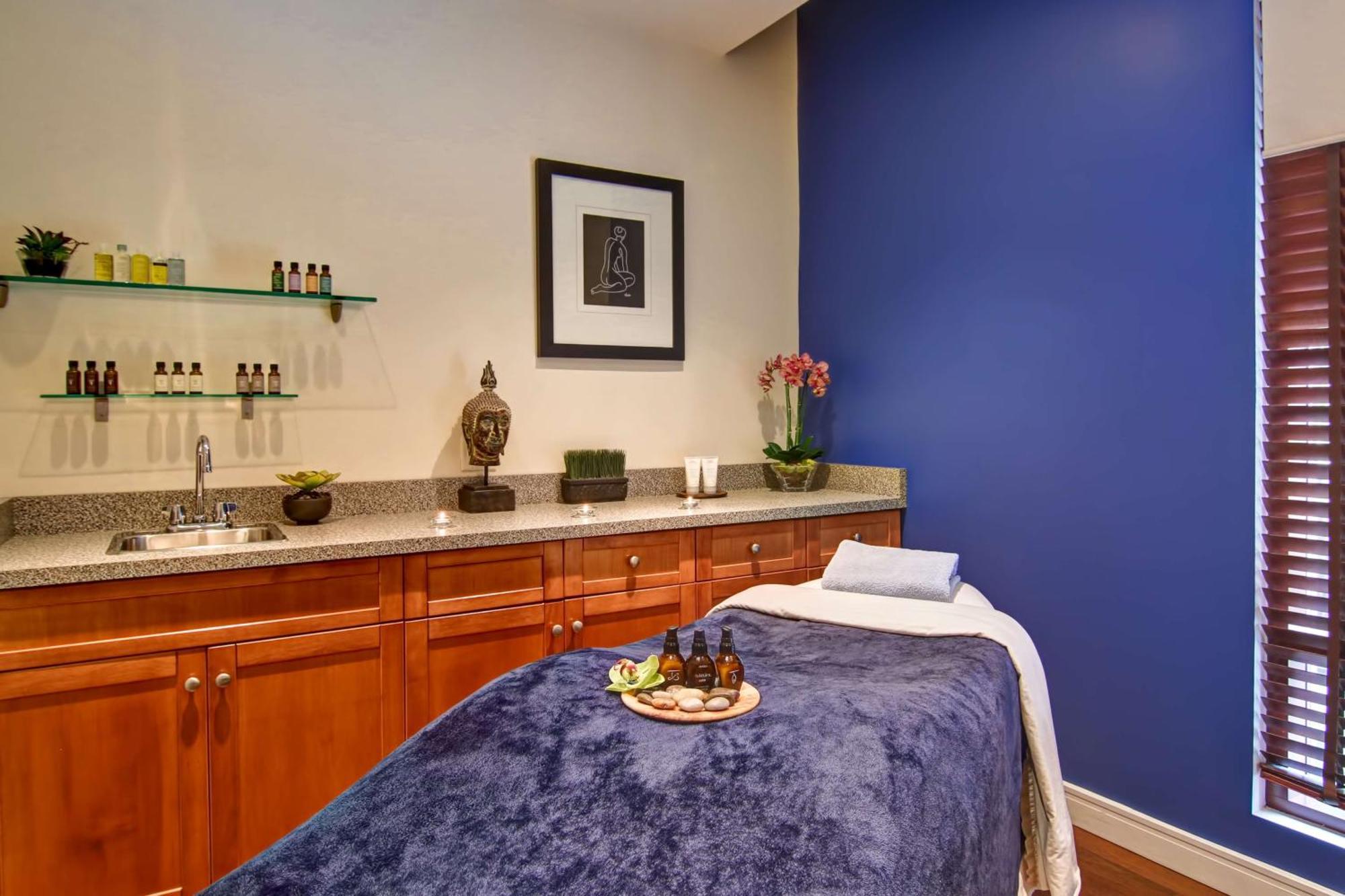 Doubletree Fallsview & By Hilton -