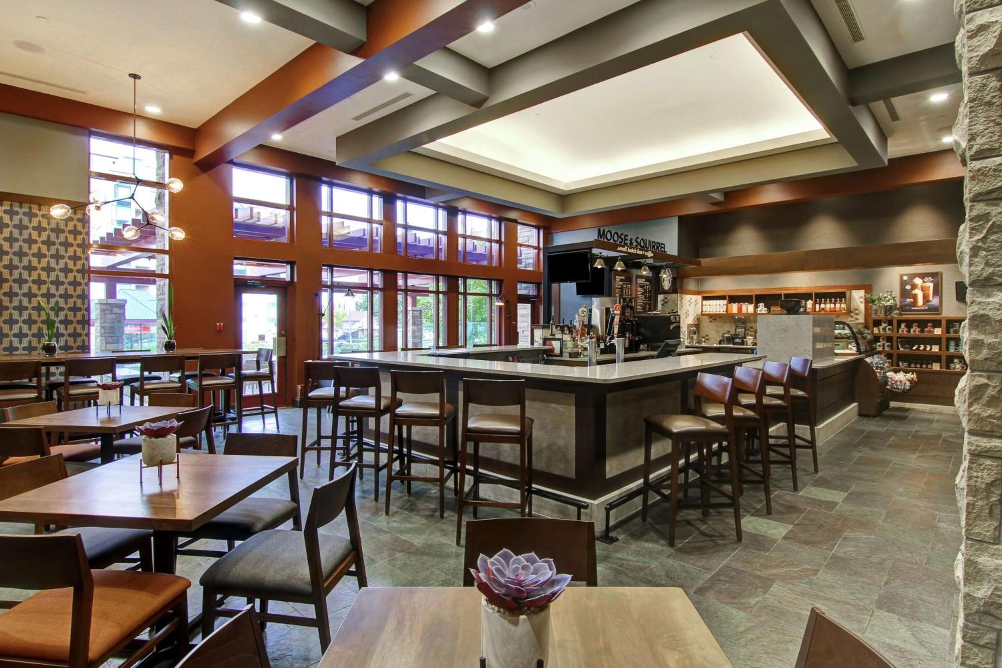 Resort Doubletree Fallsview & By Hilton - 4*