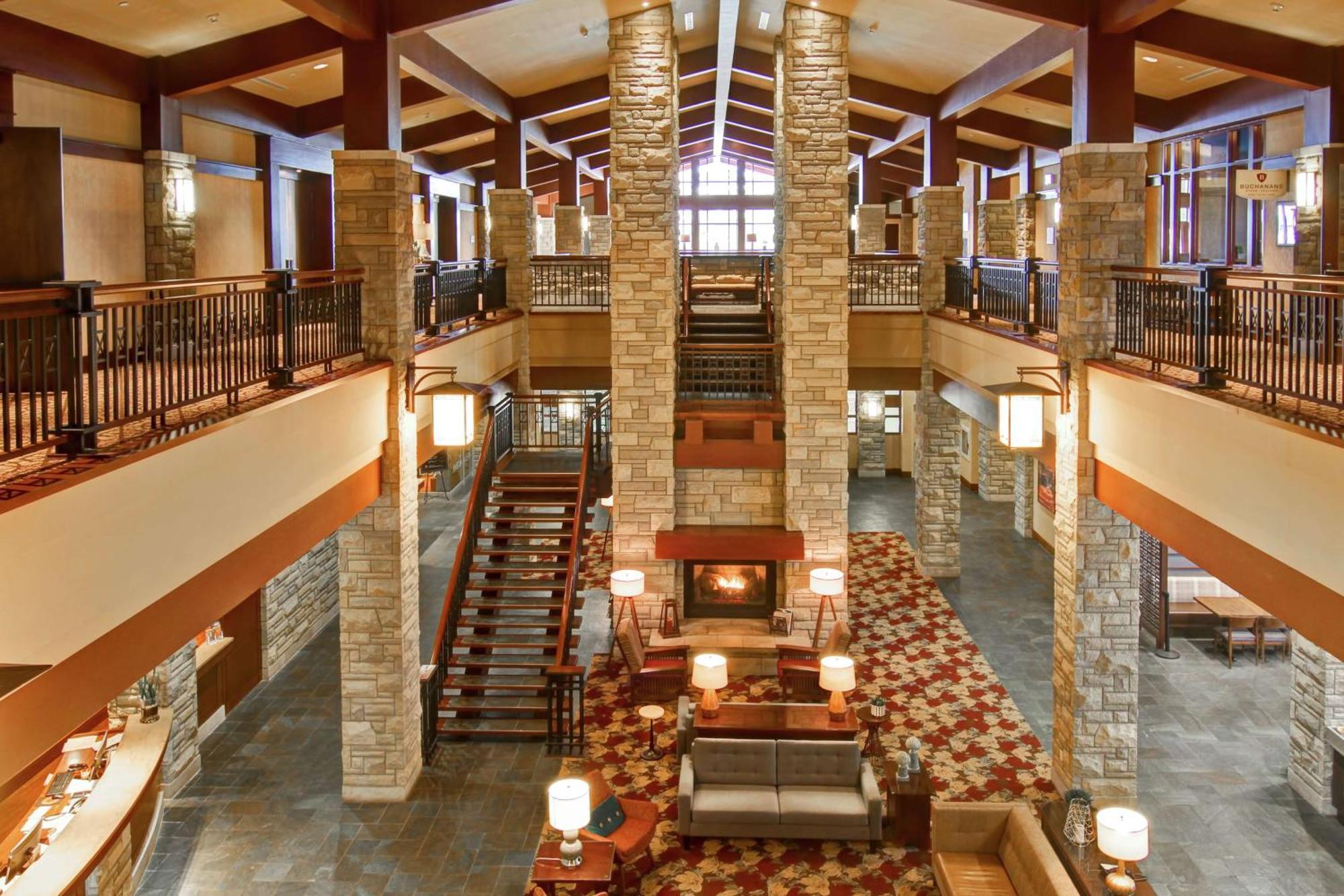 Doubletree Fallsview & By Hilton - Resort 4*