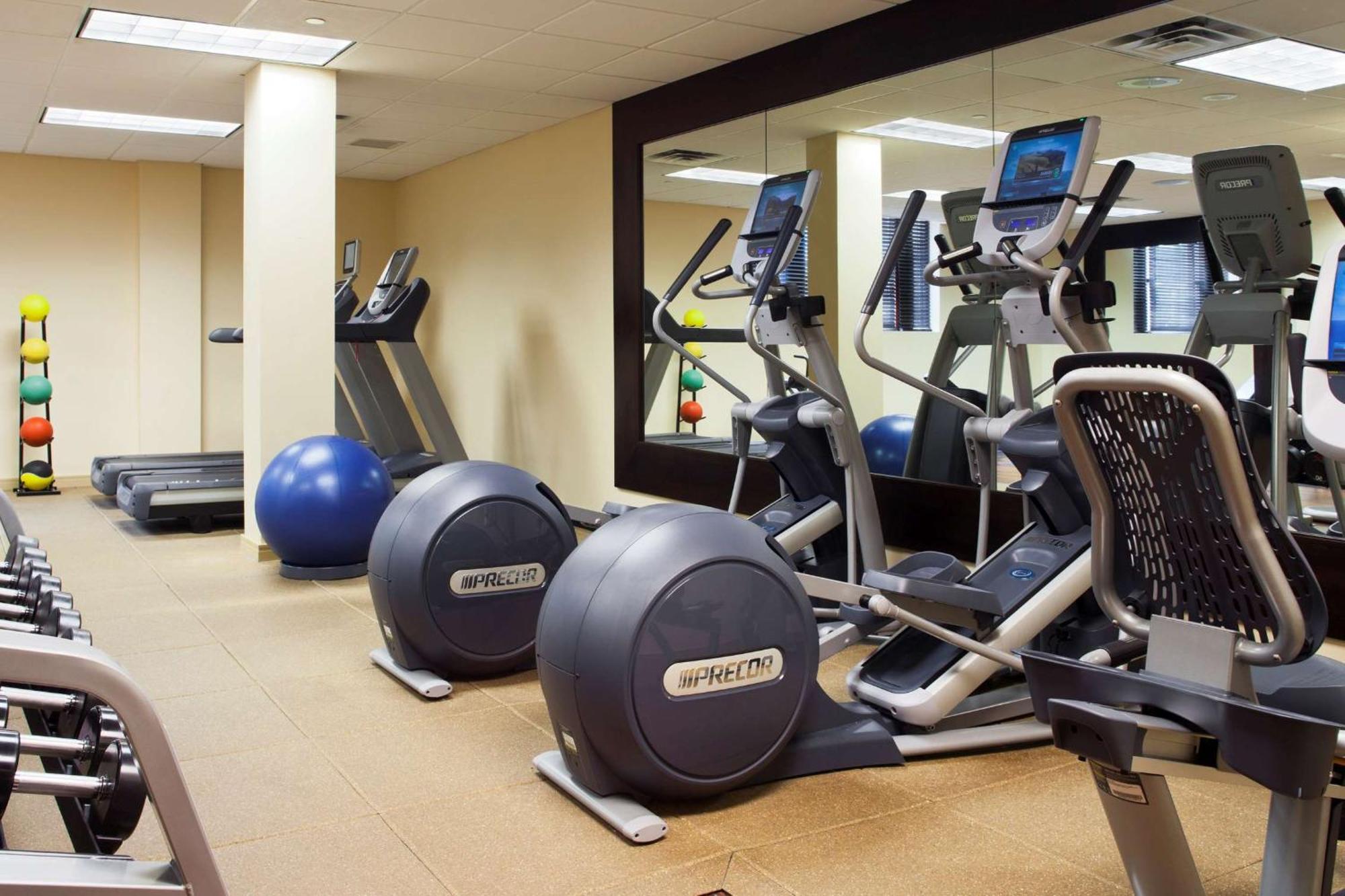 Doubletree Fallsview & By Hilton - 4*