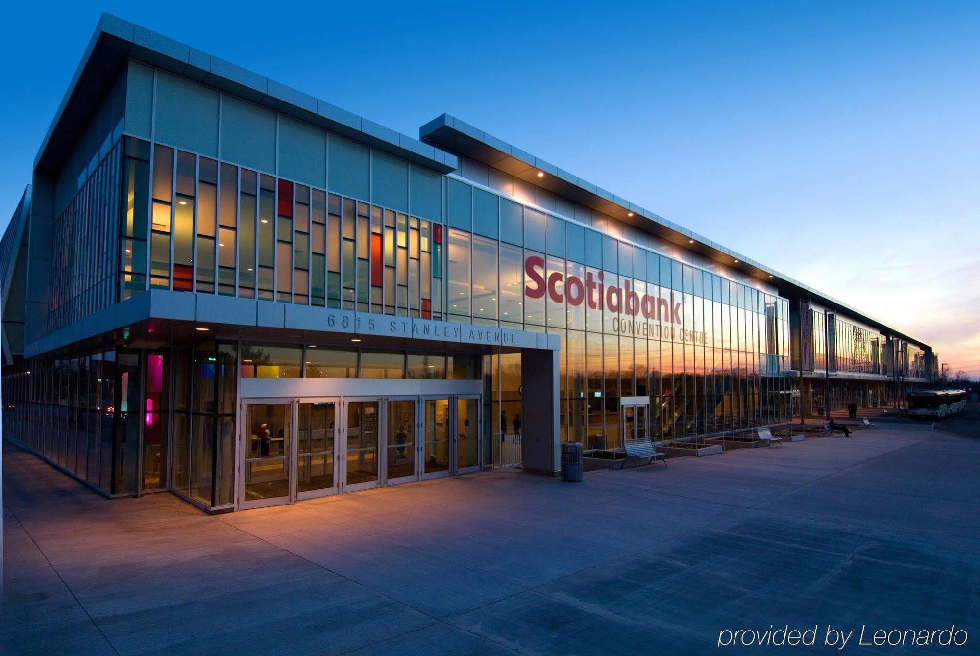 Doubletree Fallsview & By Hilton - Resort