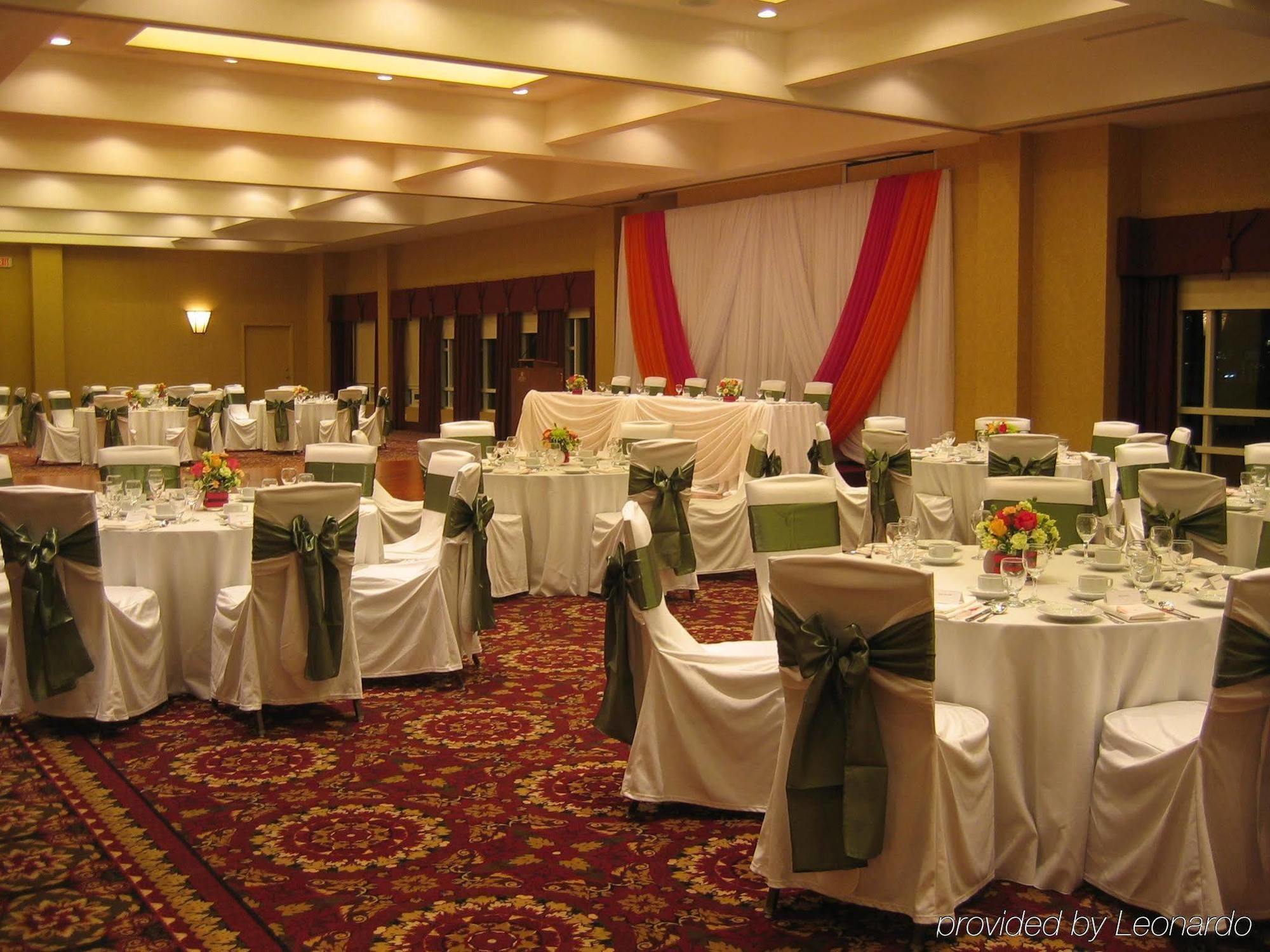 Doubletree Fallsview & By Hilton - Niagara Falls