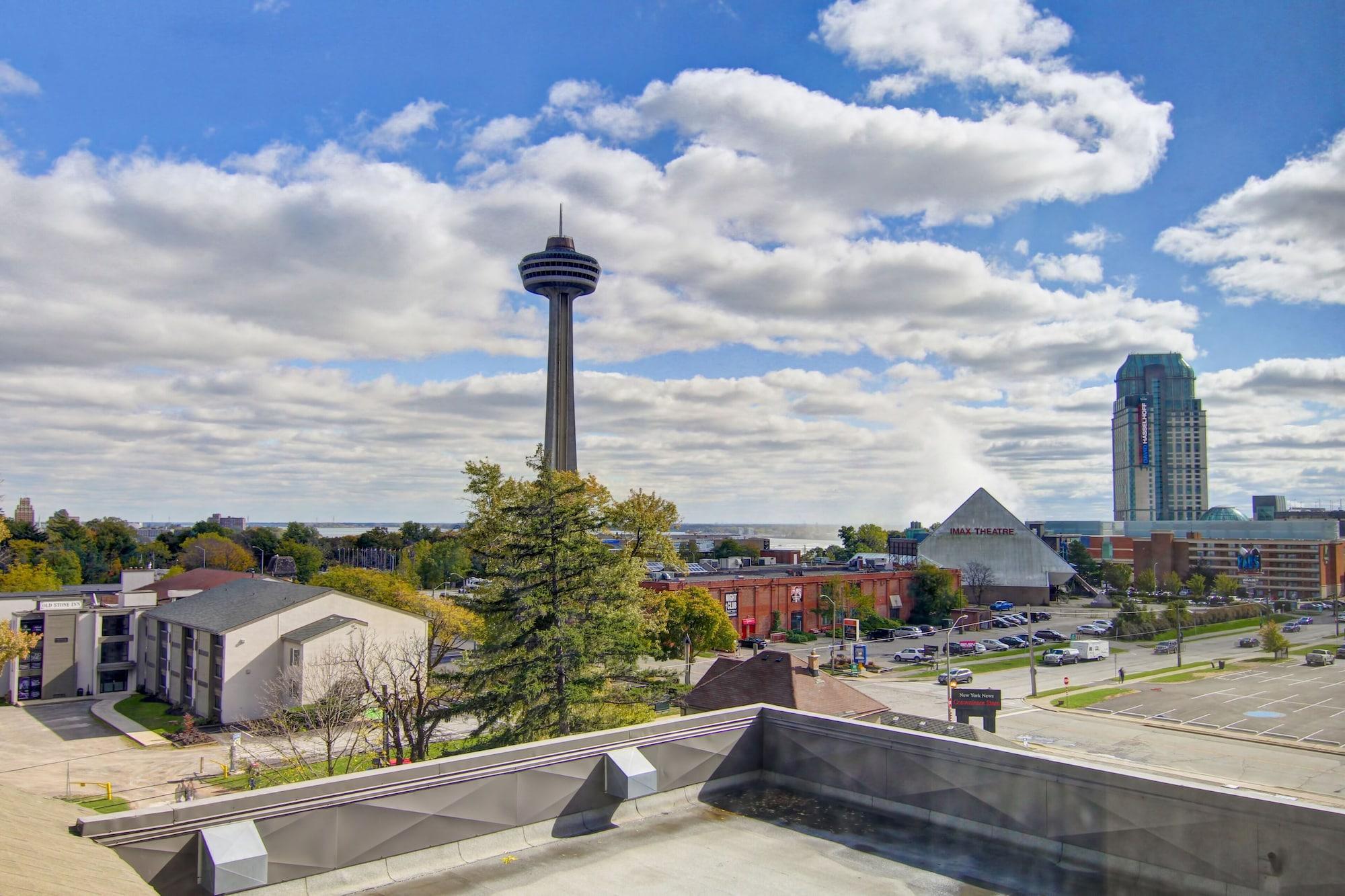 Doubletree Fallsview & By Hilton - Niagara Falls