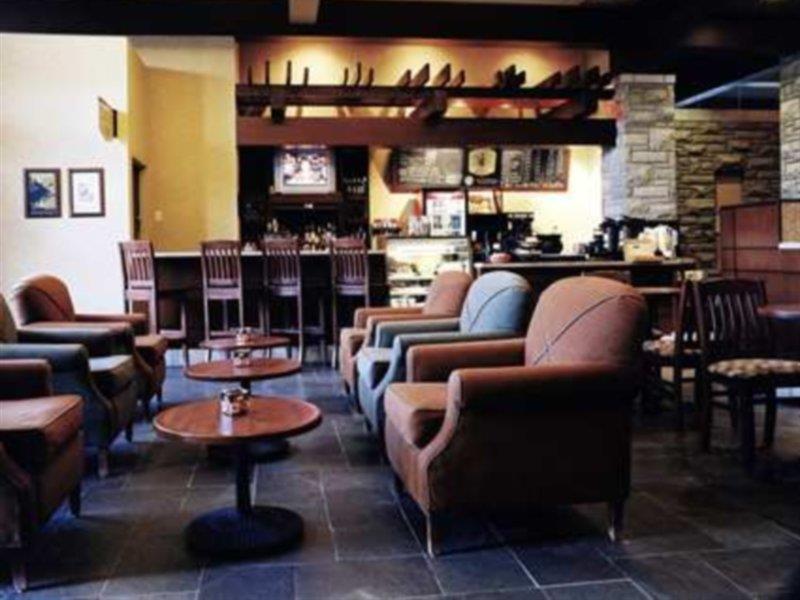 Resort Doubletree Fallsview & By Hilton -